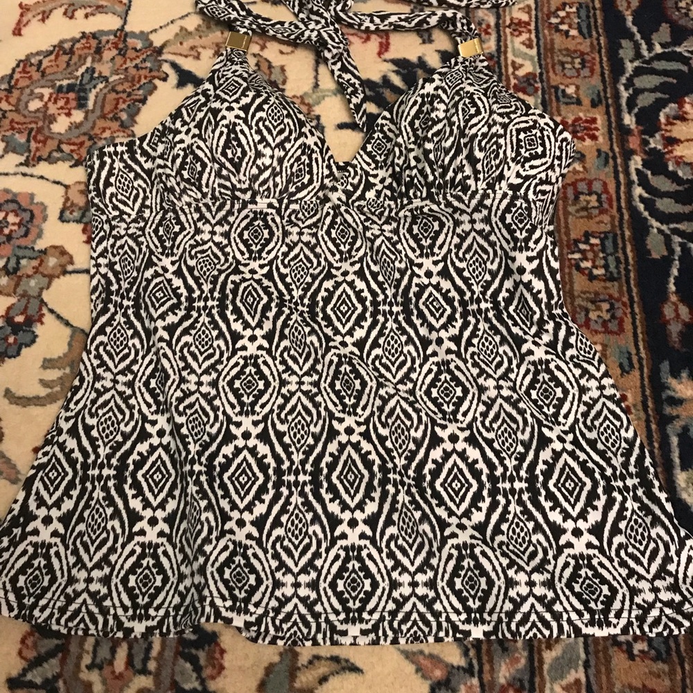 VS tankini halter swim top never worn
